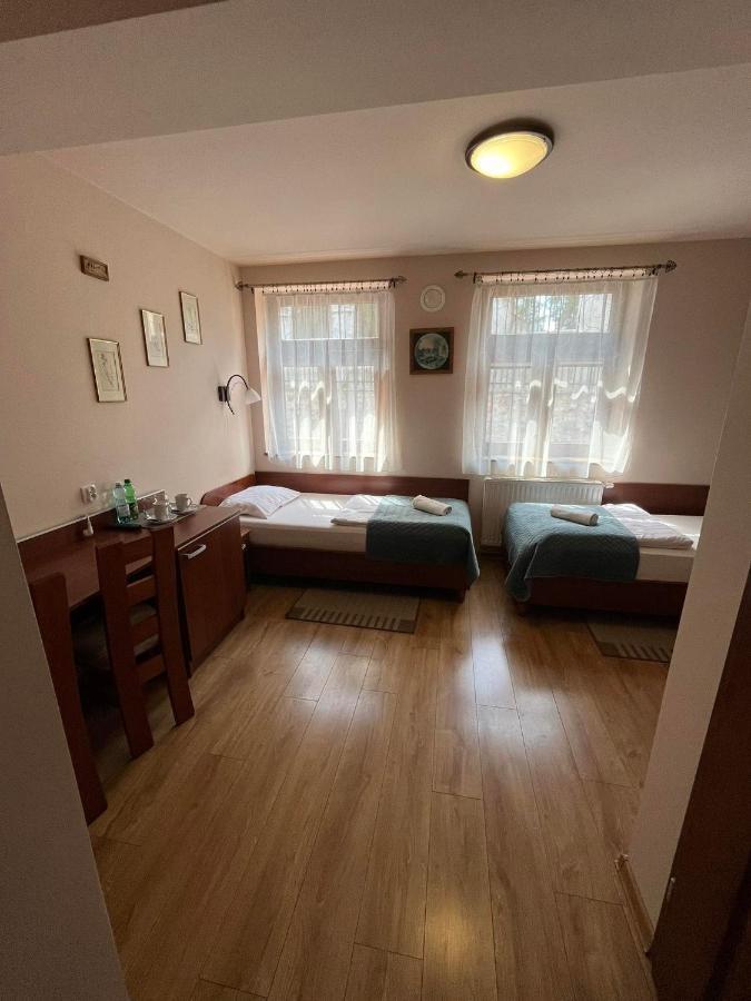 Kamienica Przy Bramie Hotel Опатов Екстериор снимка