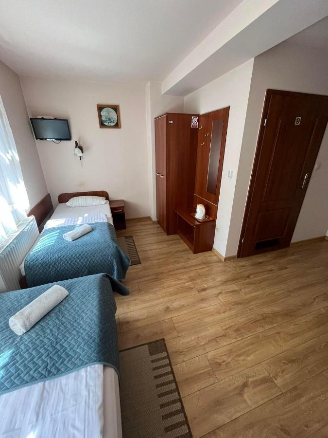 Kamienica Przy Bramie Hotel Опатов Екстериор снимка
