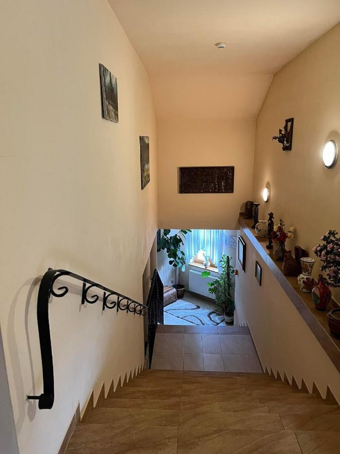Kamienica Przy Bramie Hotel Опатов Екстериор снимка