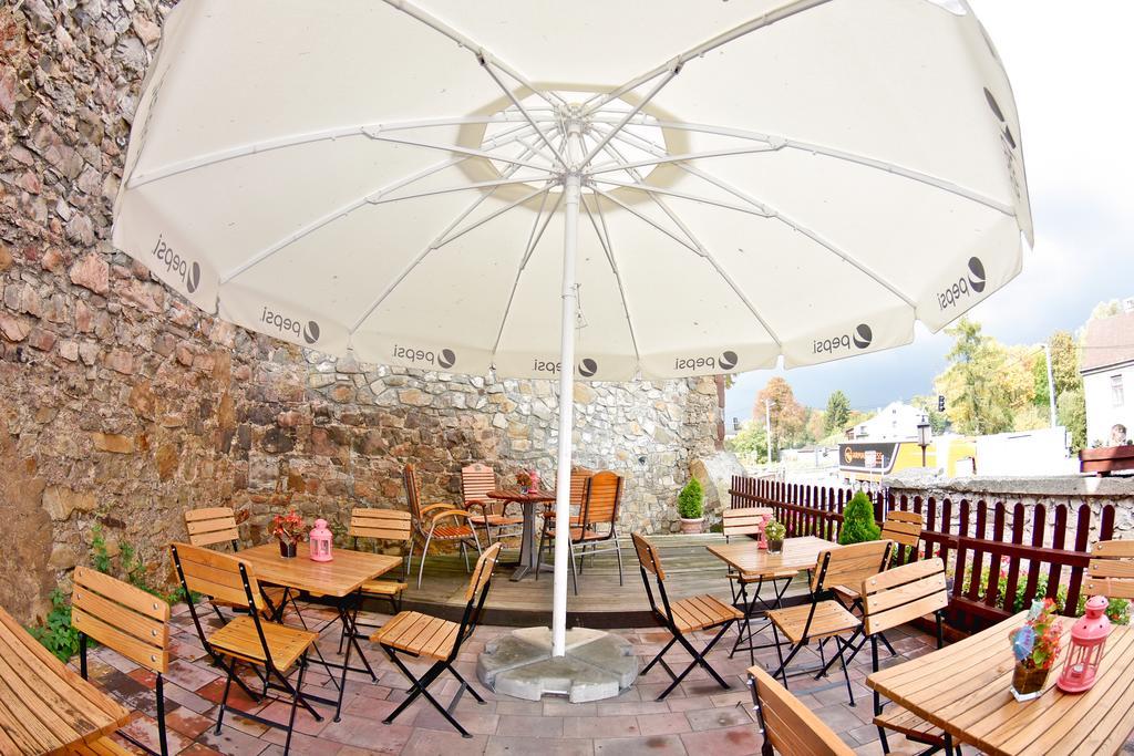 Kamienica Przy Bramie Hotel Опатов Екстериор снимка